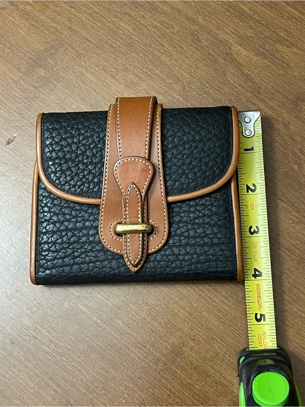 l Dooney & Bourke Vintage Black Brown Classic Bifold Pebble Grain Leather Wallet - Picture 9 of 9